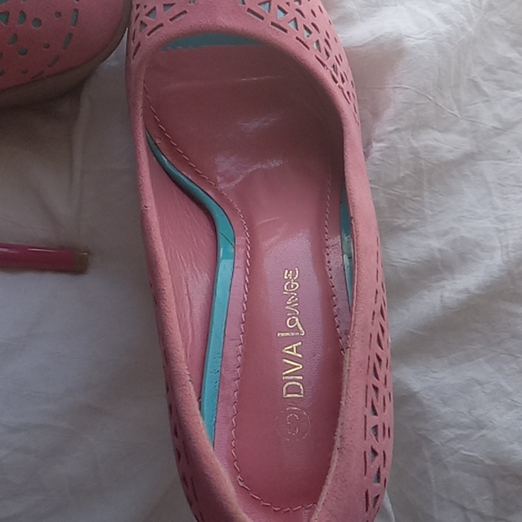 Size 8  pink 6"stellots - Picture 3 of 9